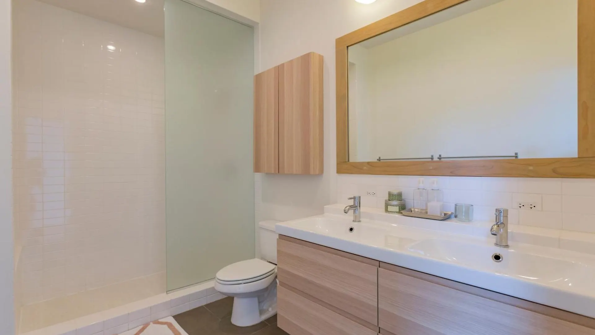 Holiday home 5M600- Two Bedroom Penthouse Nashville United States