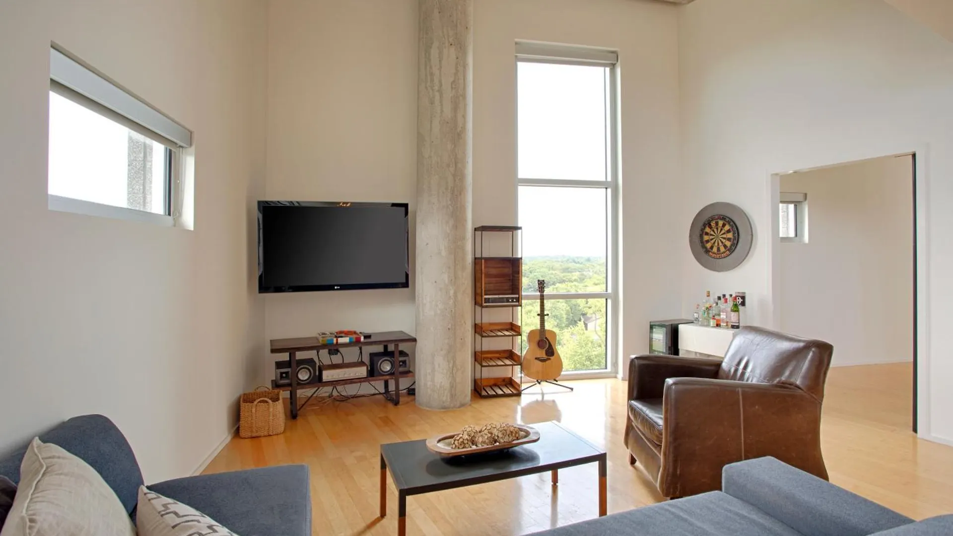 5M600- Two Bedroom Penthouse Nashville Holiday home